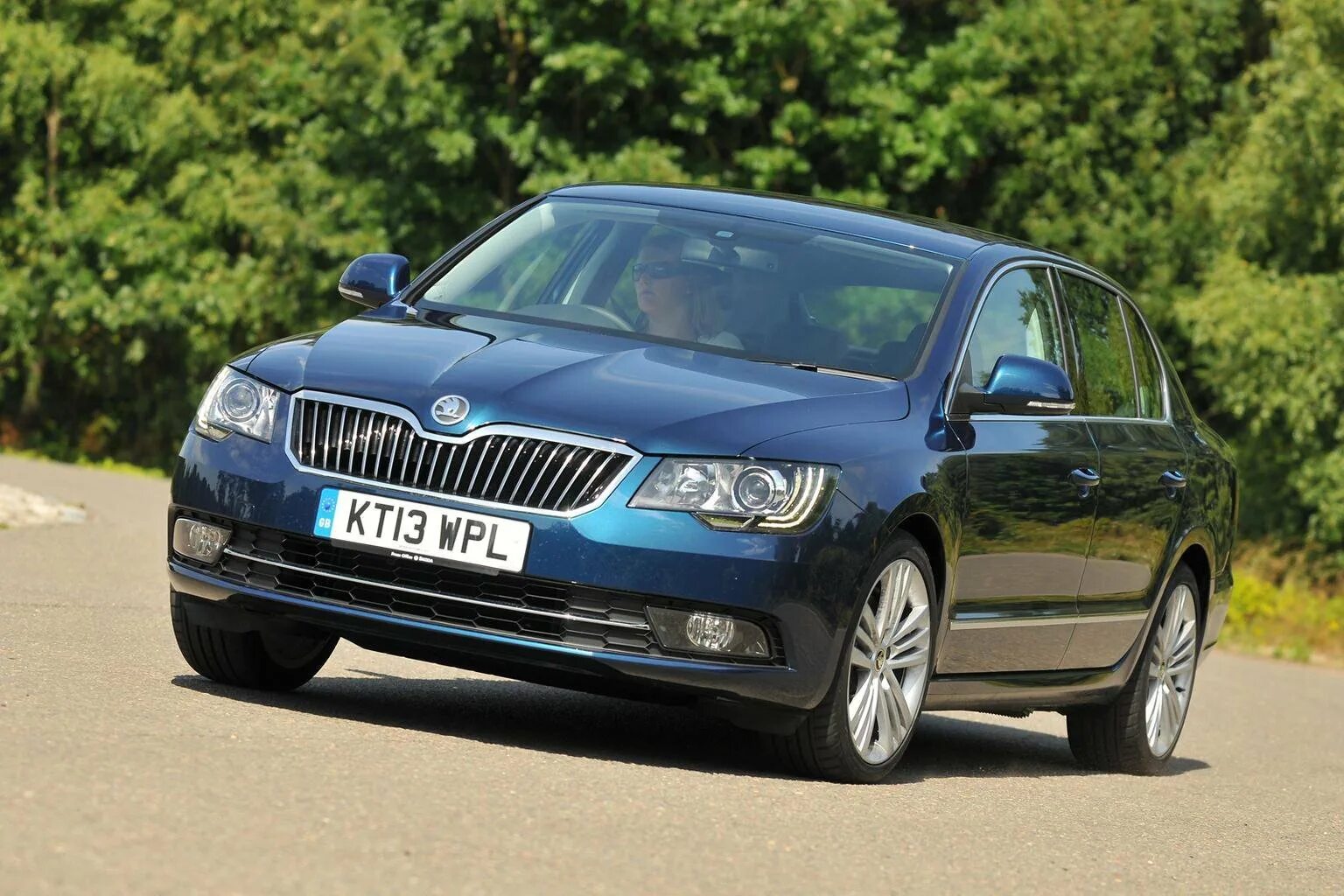 Шкода Суперб. Шкода Суперб 1. Skoda Octavia Superb. Шкода Суперб 2013. Шкода суперб купить в москве