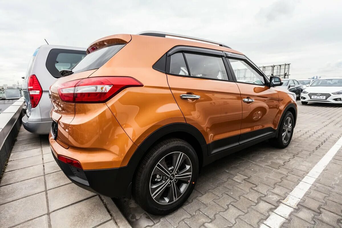 Хендай Крета оранжевая 2019. Hyundai Creta 1 оранжевый. Хендай Крета 2017 оранжевая. Хендай Гретта 2019 года.