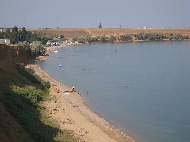 Село угловое бахчисарайский. Угловое Бахчисарайский район. Село угловое Бахчисарайский район Крым. Угловое Бахчисарайский район пляж. Село угловое Севастополь.