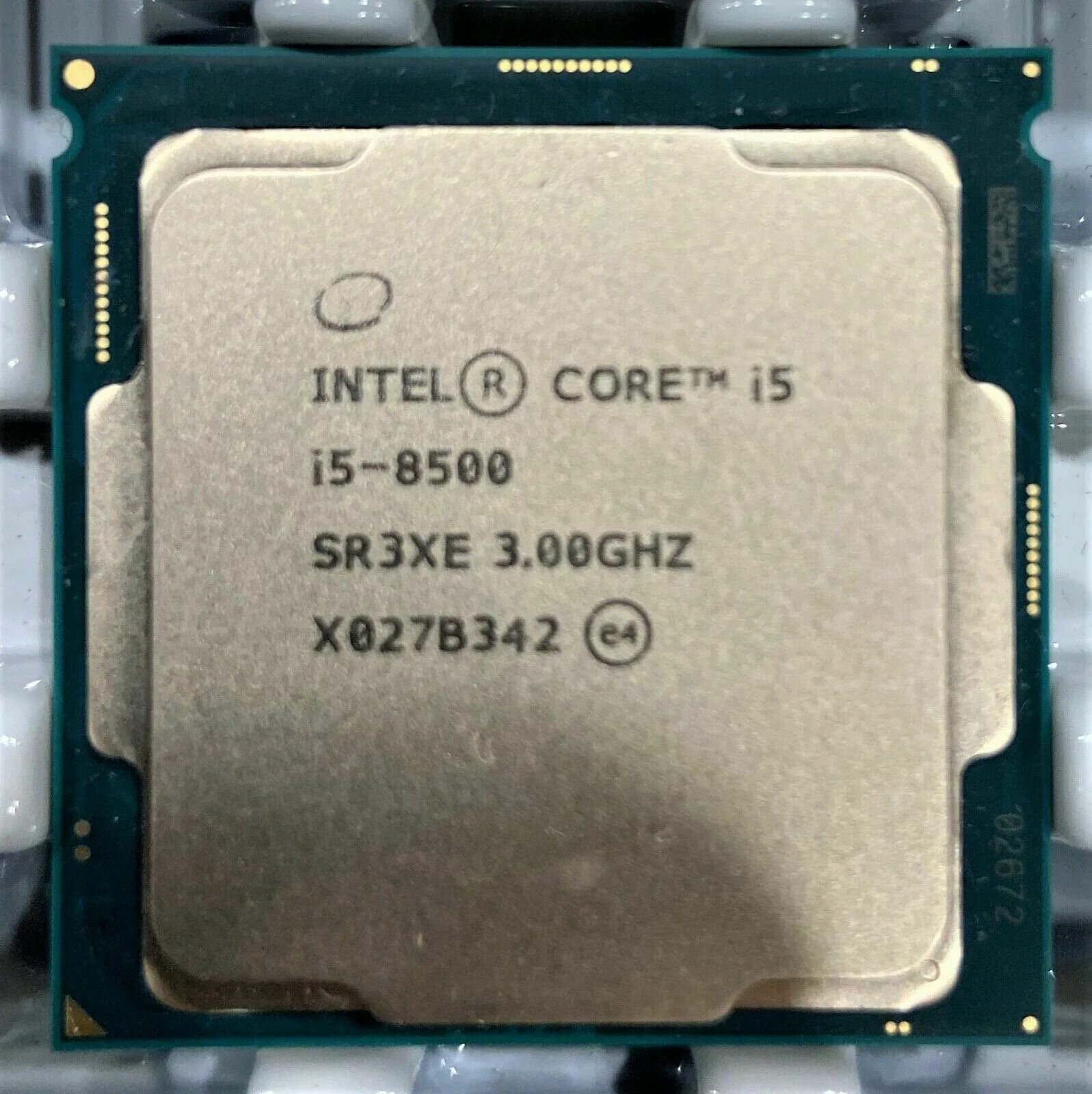 Core i5 8500. Intel core i5-8500. i5 8500. intel cm8068403362607sr3xe. intel core i5-8500 lga1151 v2, 6 x 3000 мгц.