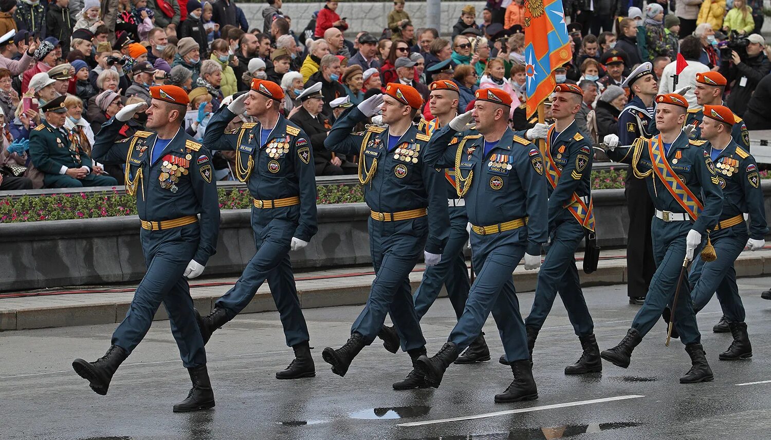 Парад победы дмитров торжественный марш. Канал победа парад. Участники парада победы 2022 в москве. Канал победа парад. Канал победа парад.