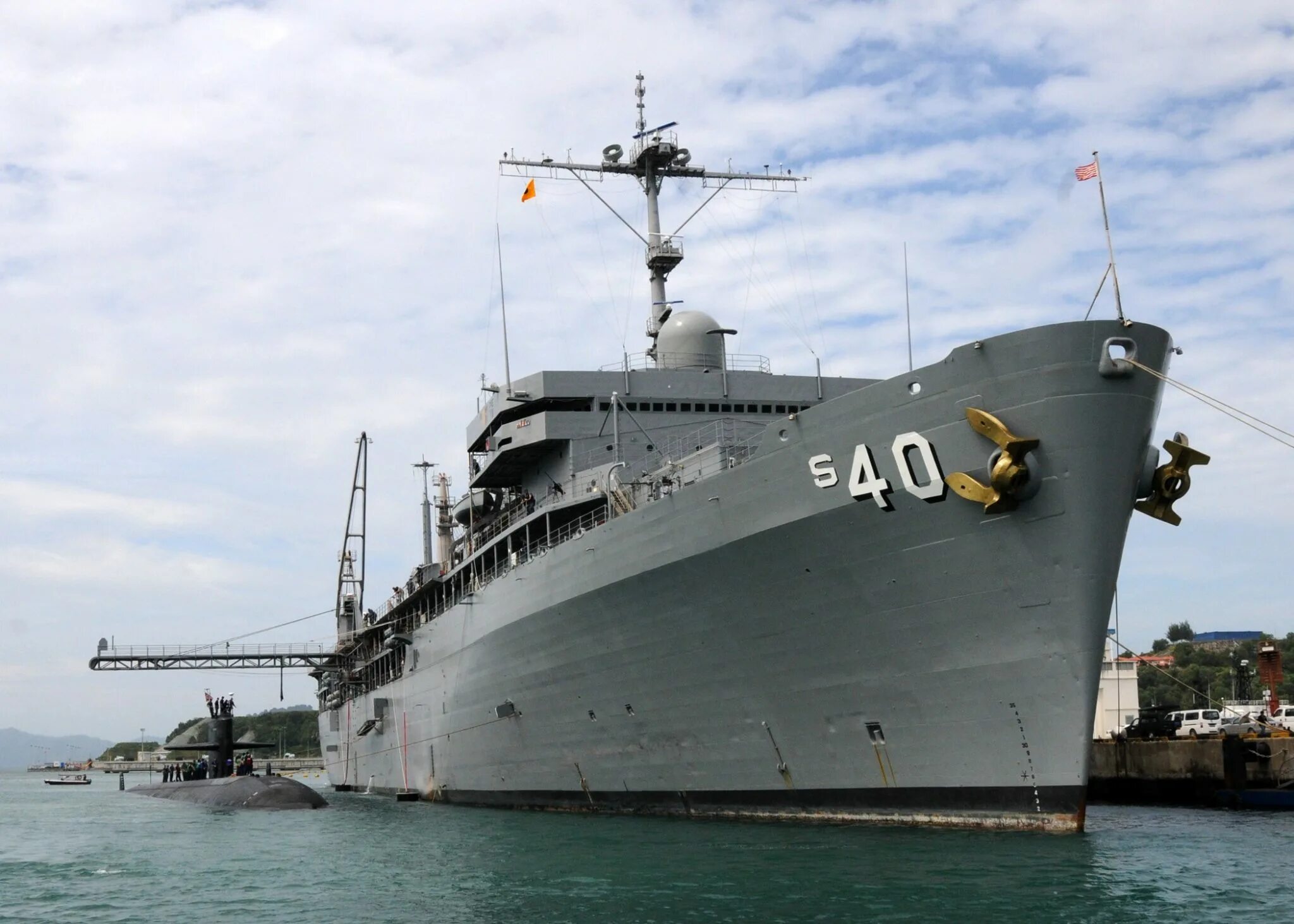 Ever ace контейнеровоз характеристики. Ahts ossoy. Heavy load carrier судно. Ship call. Rusalka black ops.