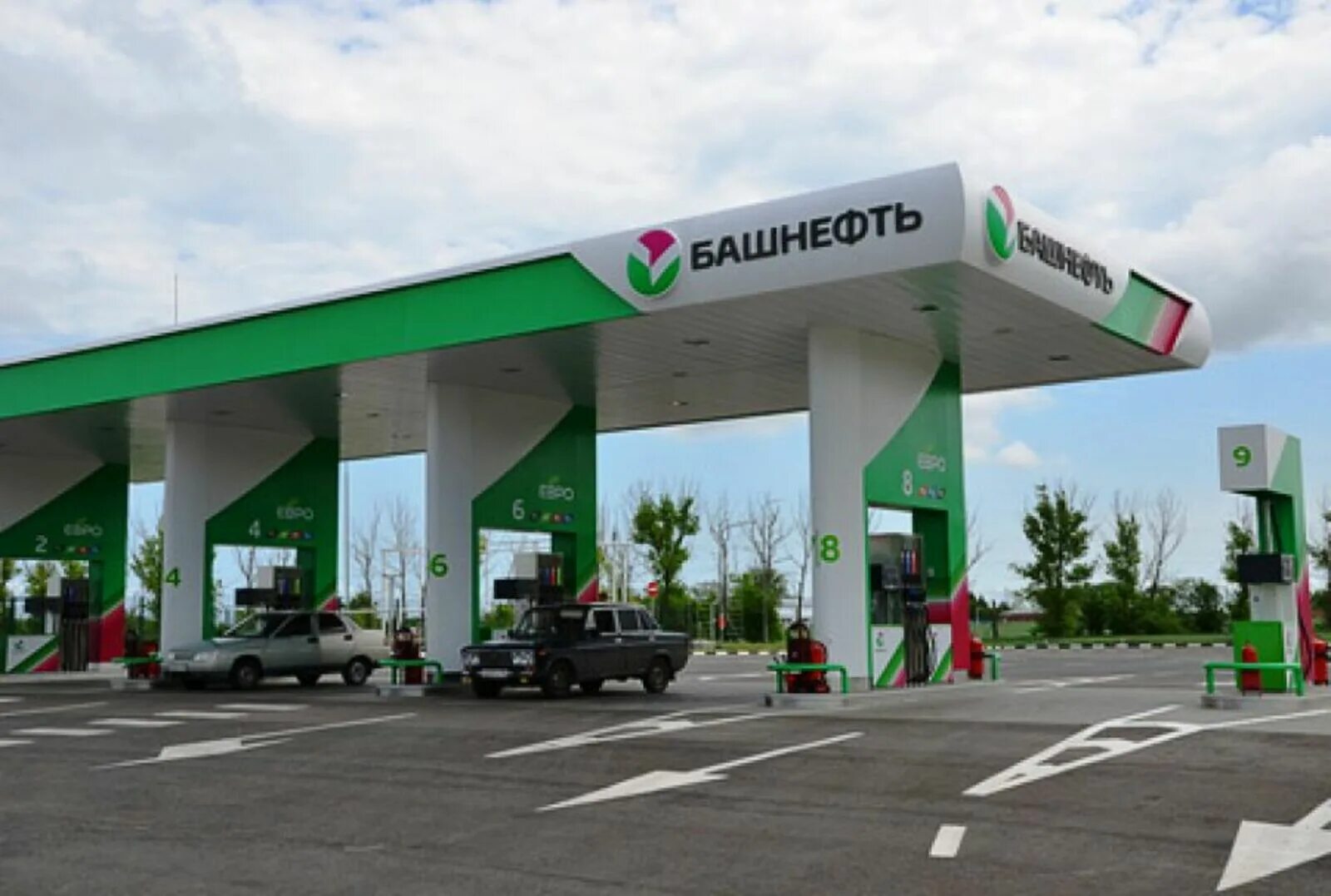 Азс башкортостана. Азс 02-249 башнефть уфа. Бензоколонка башнефть. Азс башнефть уфа. Бензоколонка башнефть.
