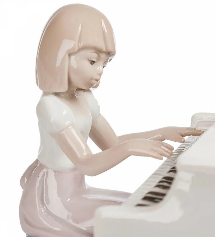 Музыкальный фарфор. Фарфоровая музыкальная статуэтка. Статуэтка "девушка за пианино". Фигурка пианистка. Статуэтка пианистка фарфоровая.