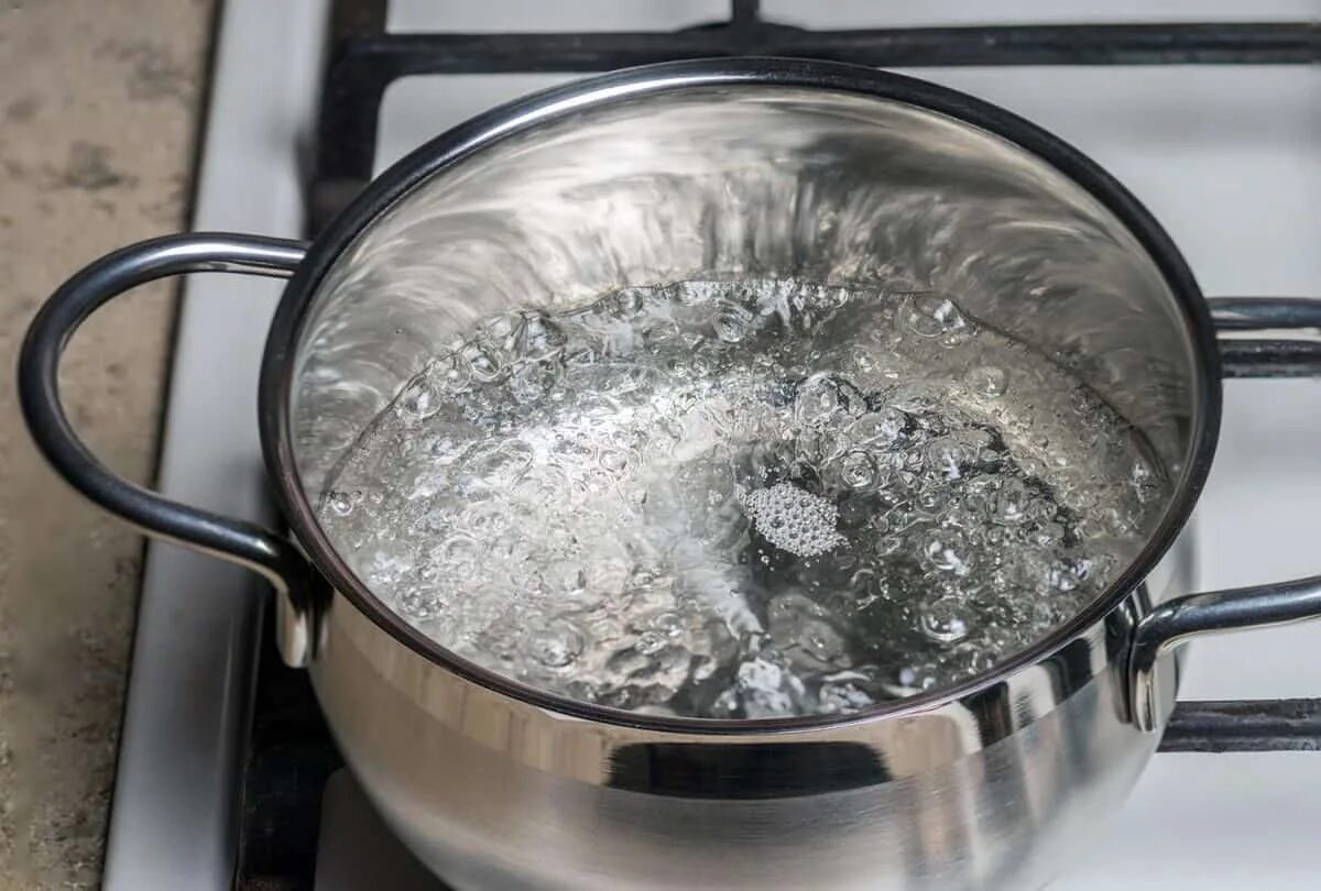 В кипящей воде добавив