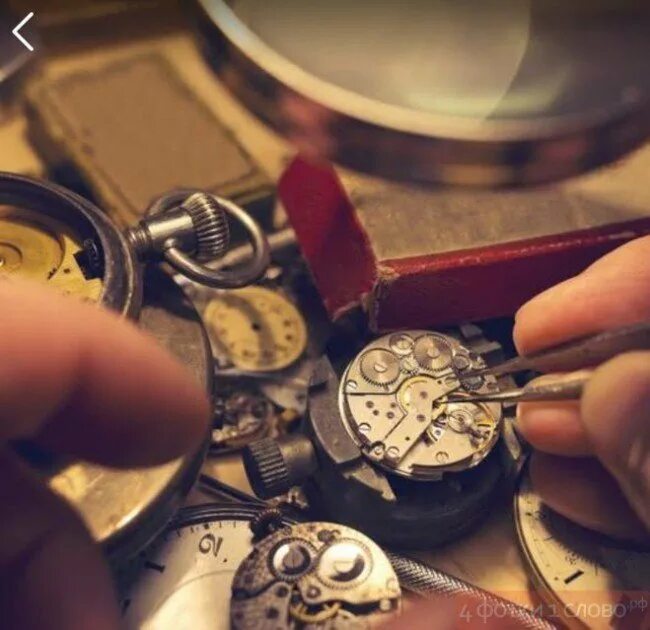 ремонт часов выезд. часы в готическом стиле. часовой механизм для наручных часов. держатель для ремонта часов. швейцарский кварцевый механизм.