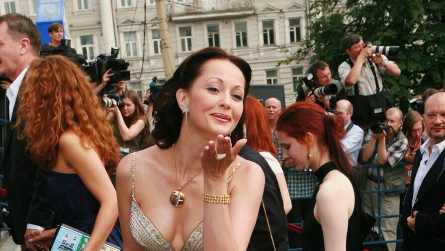 Как выглядит и чем занимается актриса Ольга Кабо - секс-символ 90-х Sntch.com Дз
