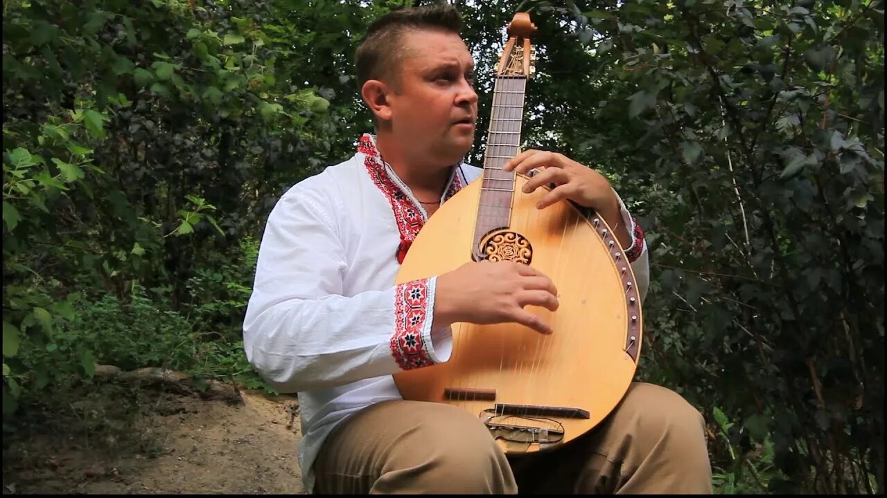 Бандура инструмент. Бандура фото. Немецкая бандура 5. Бандура фото. Бандура музыкальный инструмент.