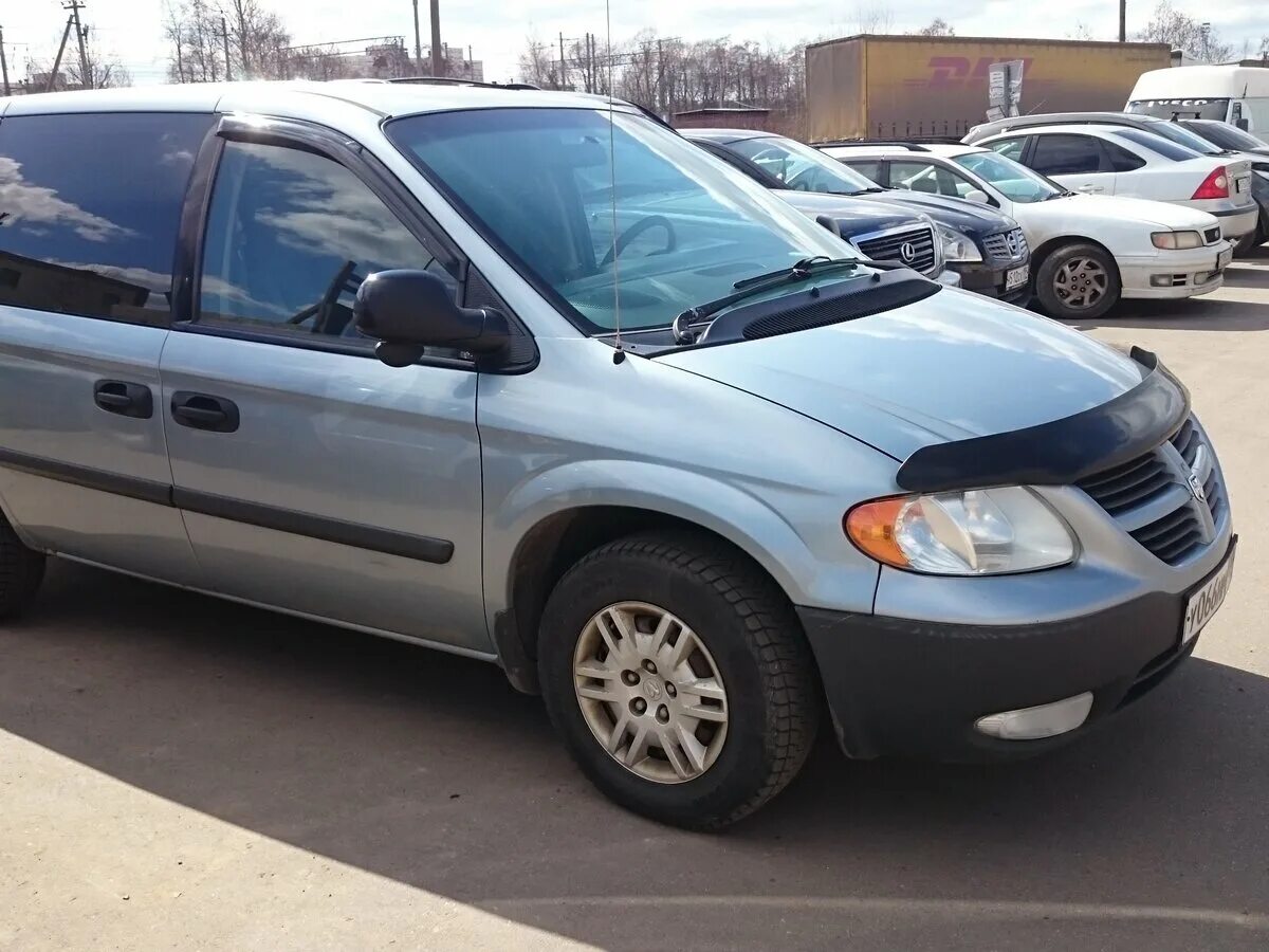 додж караван 2004 года. машина dodge caravan 2004. Dodge caravan 2004. додж караван 2004. Dodge caravan 4.