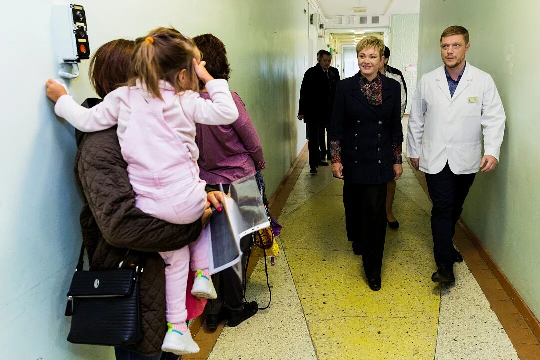 Сквер за котолиским монастырем в орше г. Как пишется слово в предверии или преддверии. В преддверии начала. Первоклашки и гибдд. В преддверии начала.