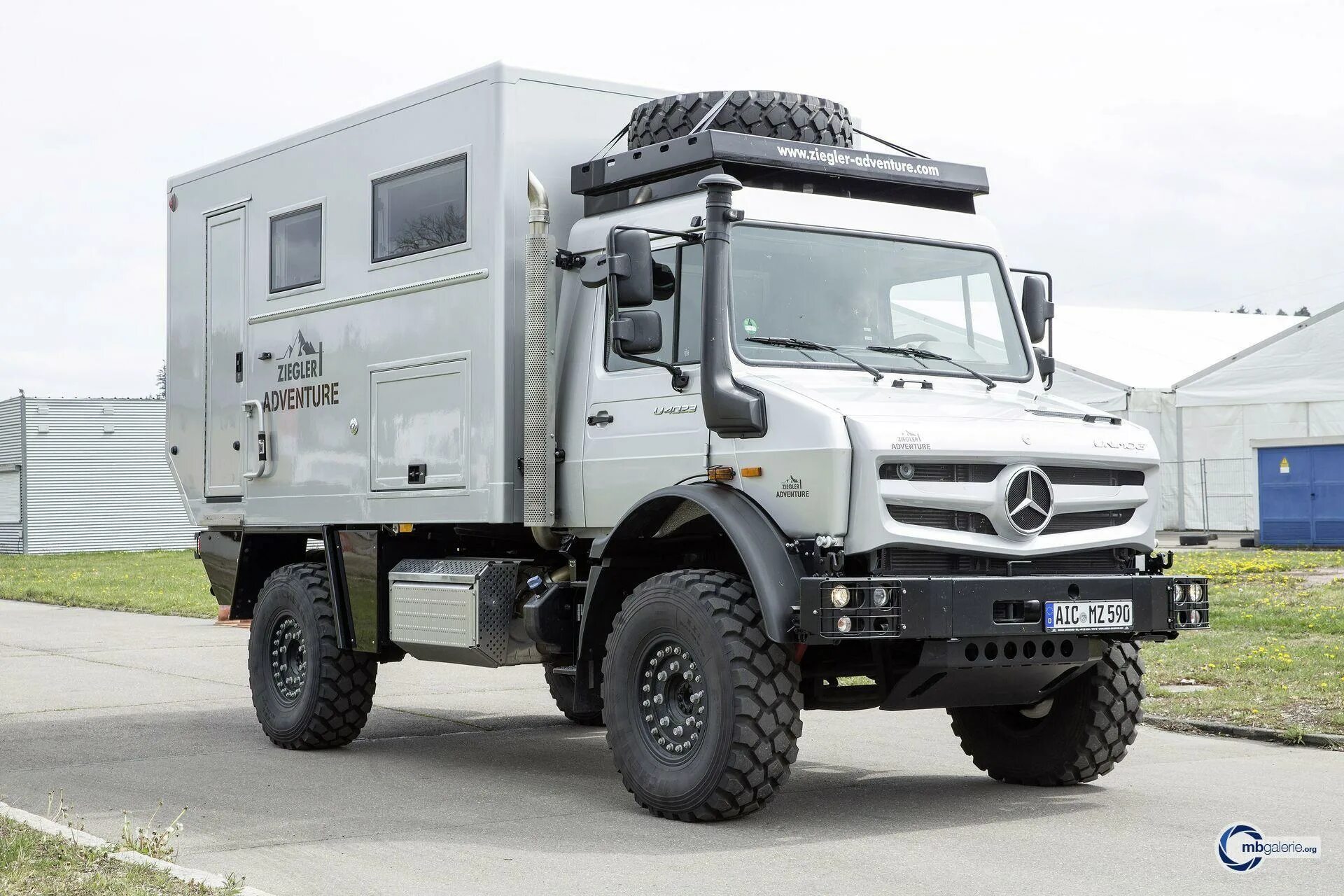 Мерседес Унимог u4000. Mercedes-Benz Unimog u4023. Mercedes-Benz Unimog u5000. Унимог 4023. Мерседес унимог купить