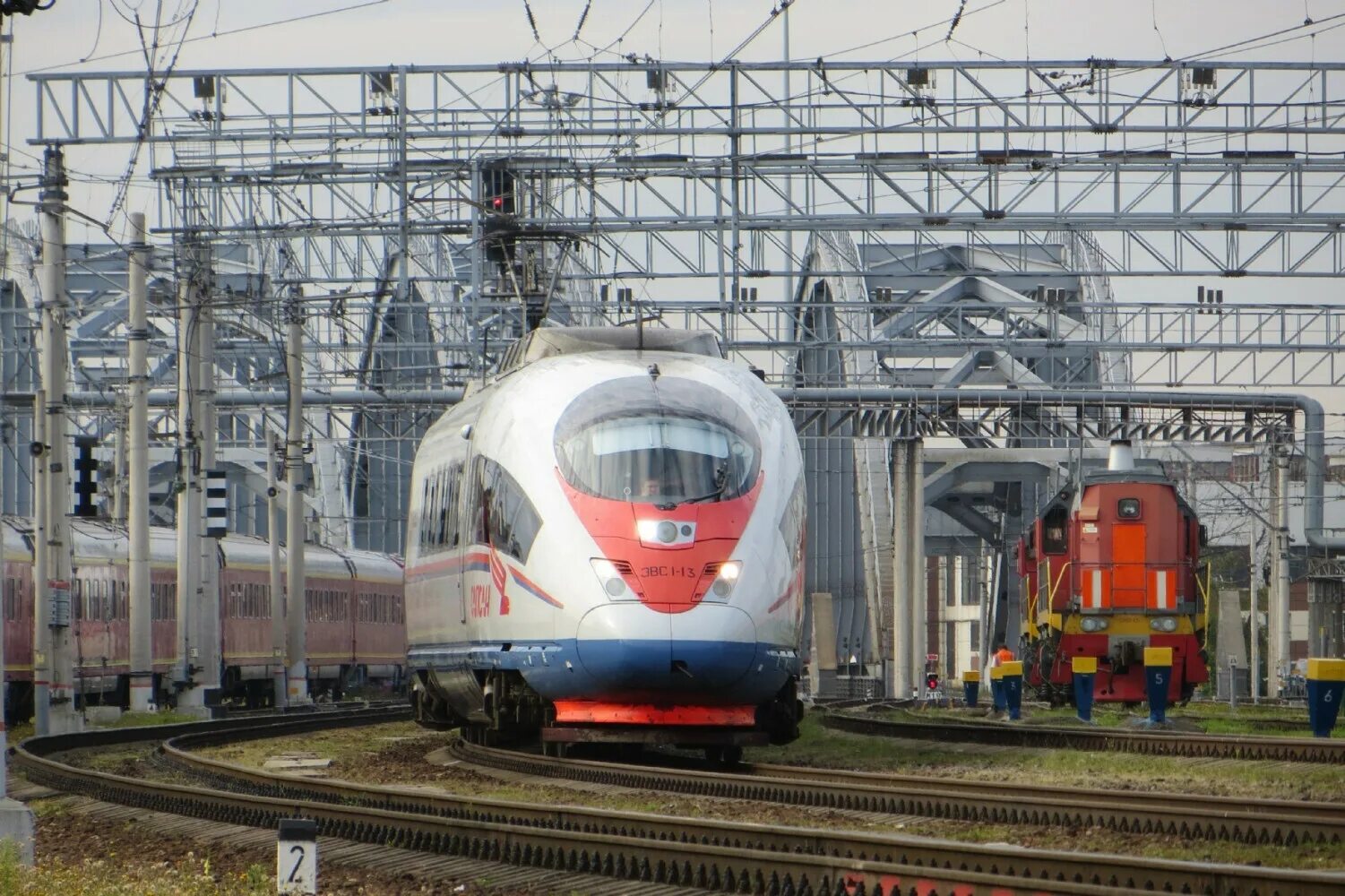 Ржд московская железная дорога. Московский вокзал Сапсан. Новые вокзалы ВСМ. Новый вокзал ВСМ В СПБ. Новый поезд для ВСМ.