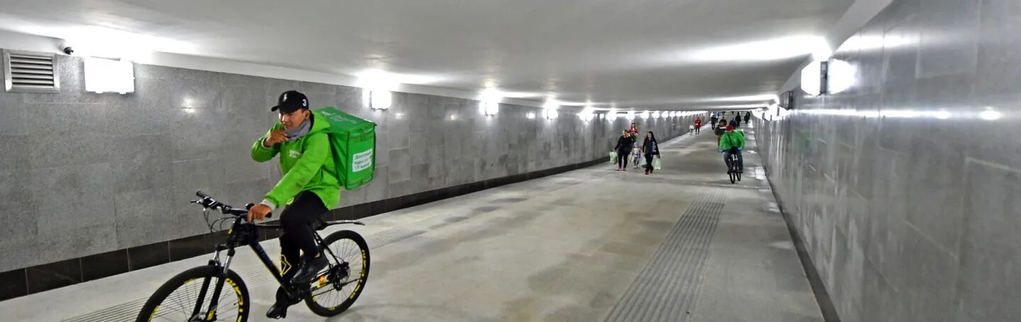 Удлиненный переход. Пешеходный тоннель. Подземный переход. Подземный пешеходный переход. Капремонт подземного пешеходного перехода.