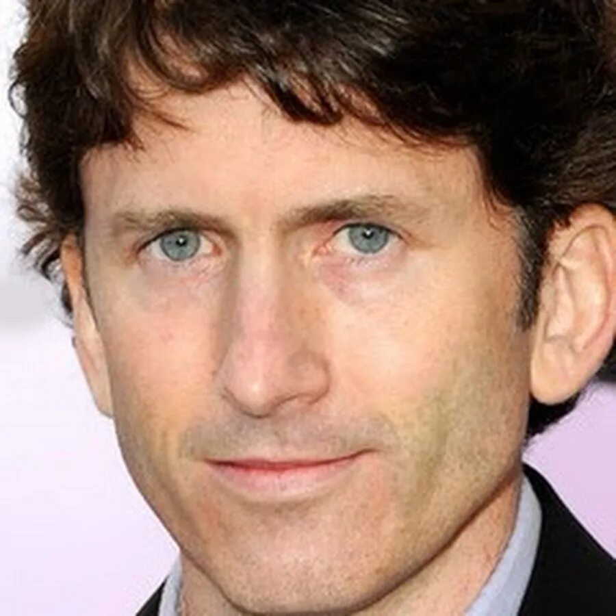 Todd howard. Тодд Говард. Лицо Тодда Говарда. Тод Говард рост. Тодд Говард улыбается.