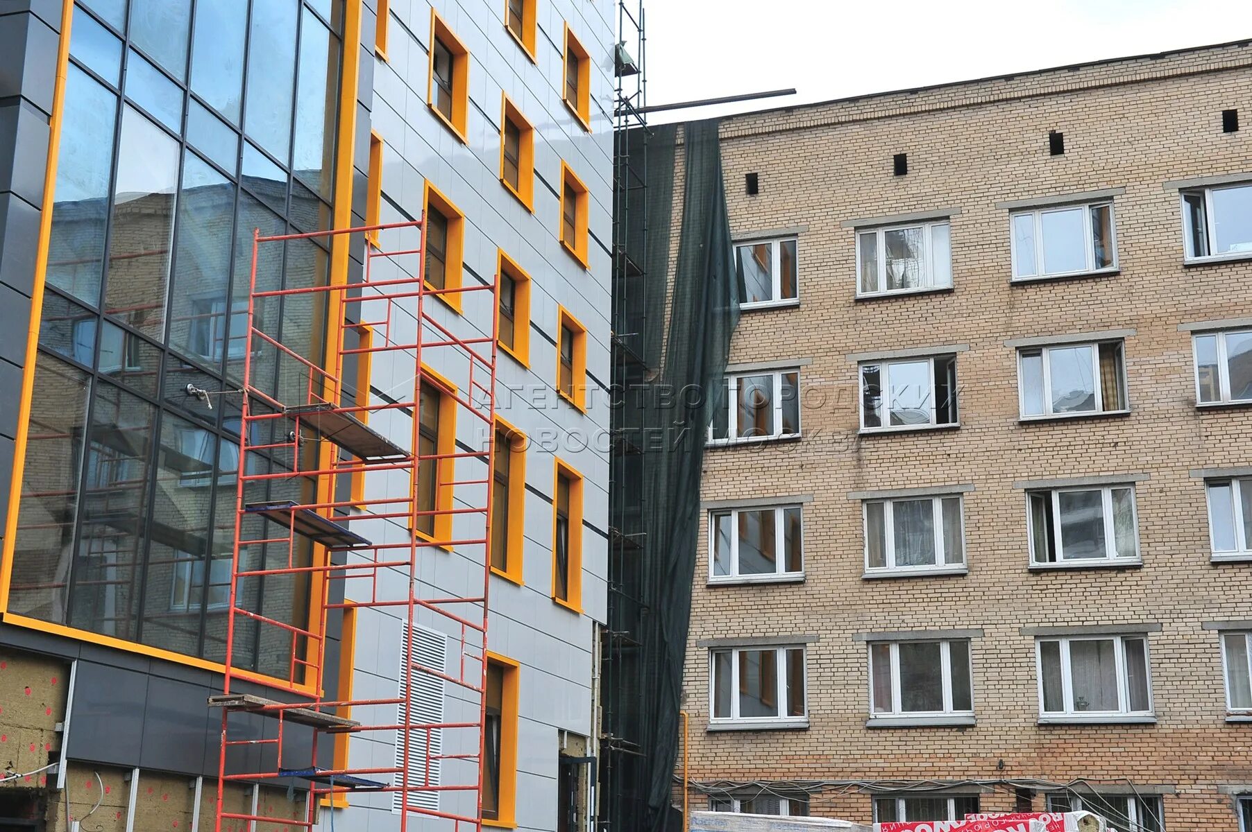 Общежитие московской консерватории им п. Чайковского. Мгк чайковского общежитие. Общежитие мгк им чайковского. Консерватория чайковского москва общежитие.