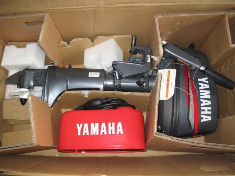 Лодочный мотор ямаха 5 л с. Лодочный мотор Yamaha 5cmhs. Лодочный мотор Yamaha 5. Лодочный мотор Ямаха 5.