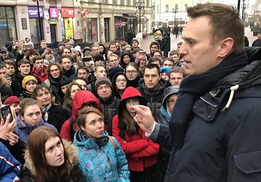 Митинг Навального. Школьники на митинге. Школьники на митинге Навального.