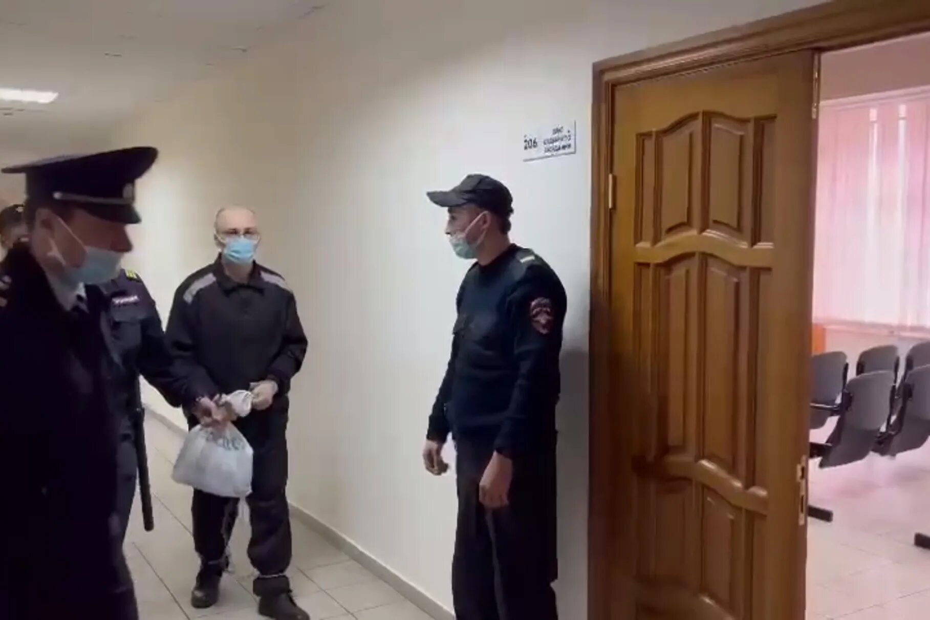 Подсудимые в суде. Задержан губернатор пензенской области иван белозерцев. Алексей навальный в колонии. Делах в последние годы суды. Приговор суда.