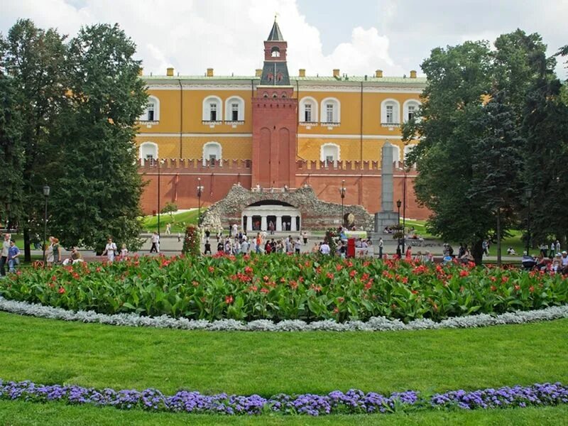 Александровский сад нижний новгород. Москва кремль сад. Александровский сад москва. Москва кремль александровский сад. Александровский сад москва.