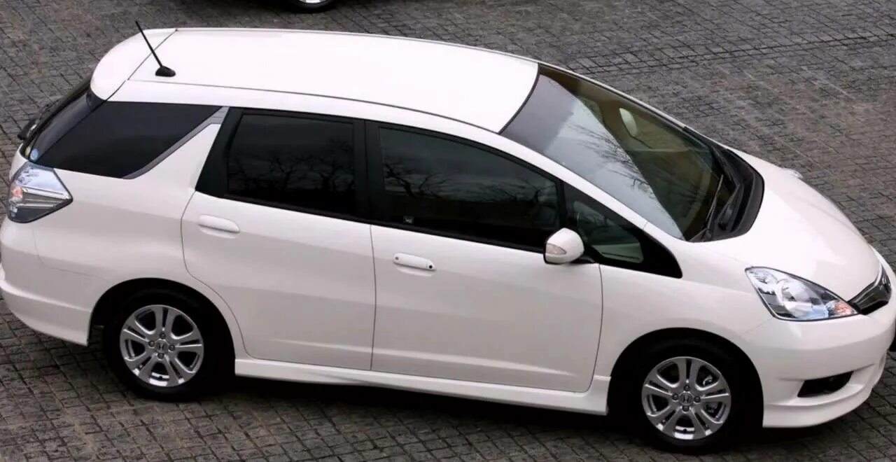 Honda Fit Shuttle. Honda Fit Shuttle 2014. Honda Fit Shuttle Hybrid. Honda Fit Shuttle Hybrid 2014.