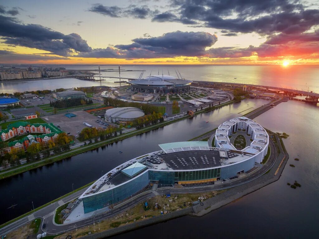 гребной канал 9 санкт петербург. набережная гребного канала 9. гребной канал 9 санкт петербург. гребной канал 9 санкт петербург. мфц санкт-петербург гребной канал 9.