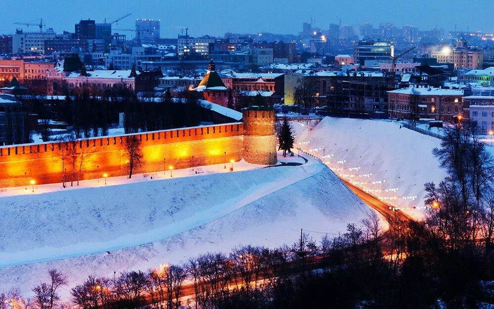 Новый год новгородская область. Зимний Нижегородский Кремль Нижний Новгород. Нижний Новгород Кремль зима. Нижний Новгород Кремль зимой.