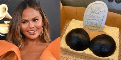 Chrissy Teigen Tits.