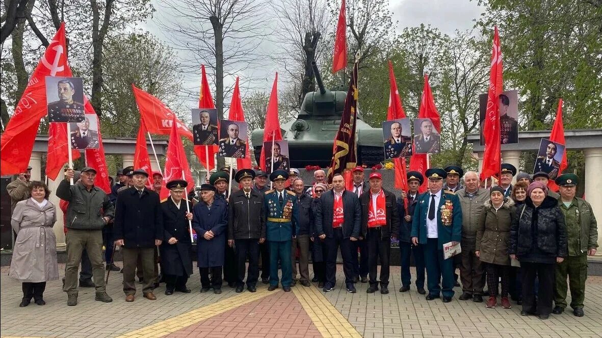 80 лет со дня освобождения симферополя. Освобождение симферополя. освобождение симферополя 13 апреля. 80 лет освобождения симферополя.