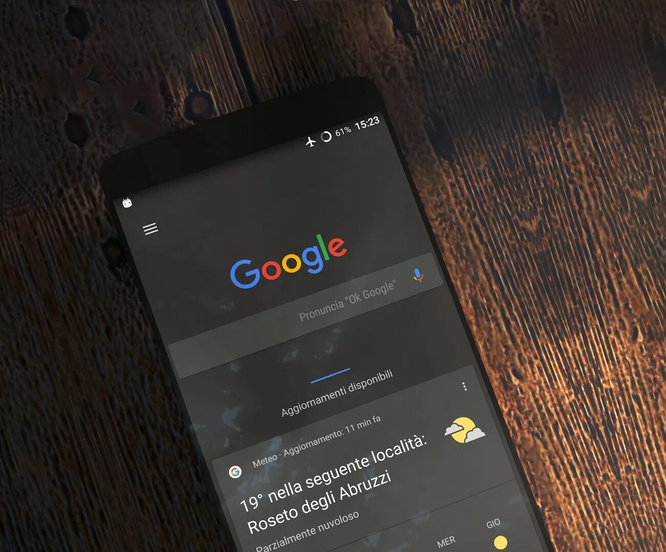 Google dark mode. Dark google. google play темная тема. экономия батарея dark mode.