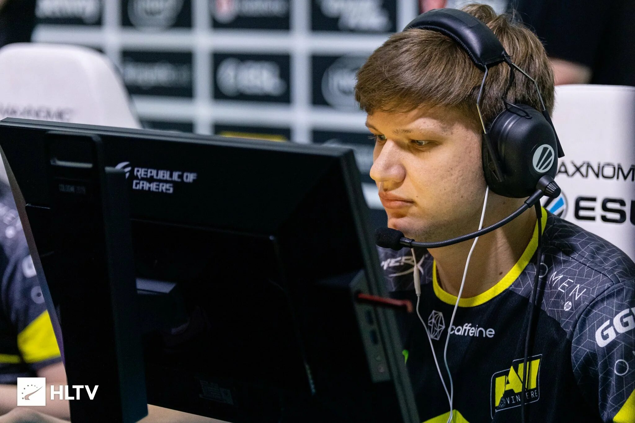 Симпл 2023 нави. Симпл Костылев 2023. Navi CS go s1mple.