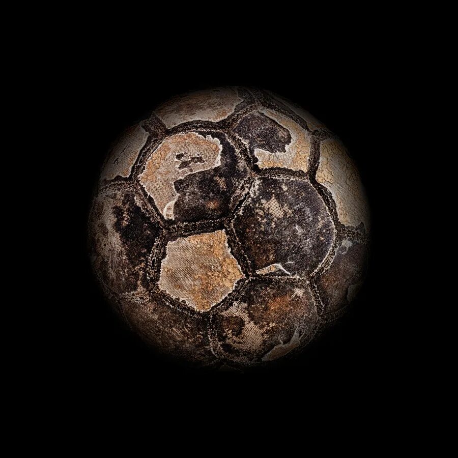 Мяч земля большой. Мяч Планета. Планета футбола. Футбольный мяч на земле. Земля с футбольным мячиком.