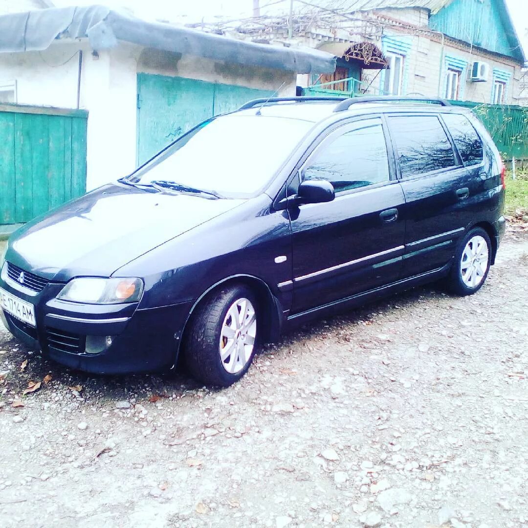 Mitsubishi space star 2004. Mitsubishi space star r16. Колеса спейс стар. Колеса спейс стар. Mitsubishi space star, 2002 1.