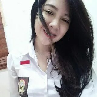 Cewe sma