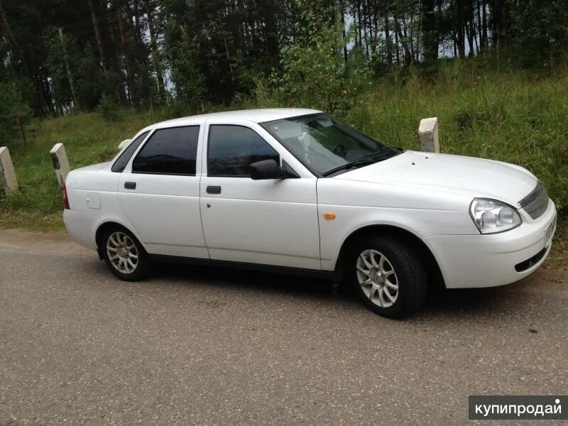 Приора авито. Приора авито. Приора хэтчбек 2010 года. Авито ваз приора москве. Приора на аву.