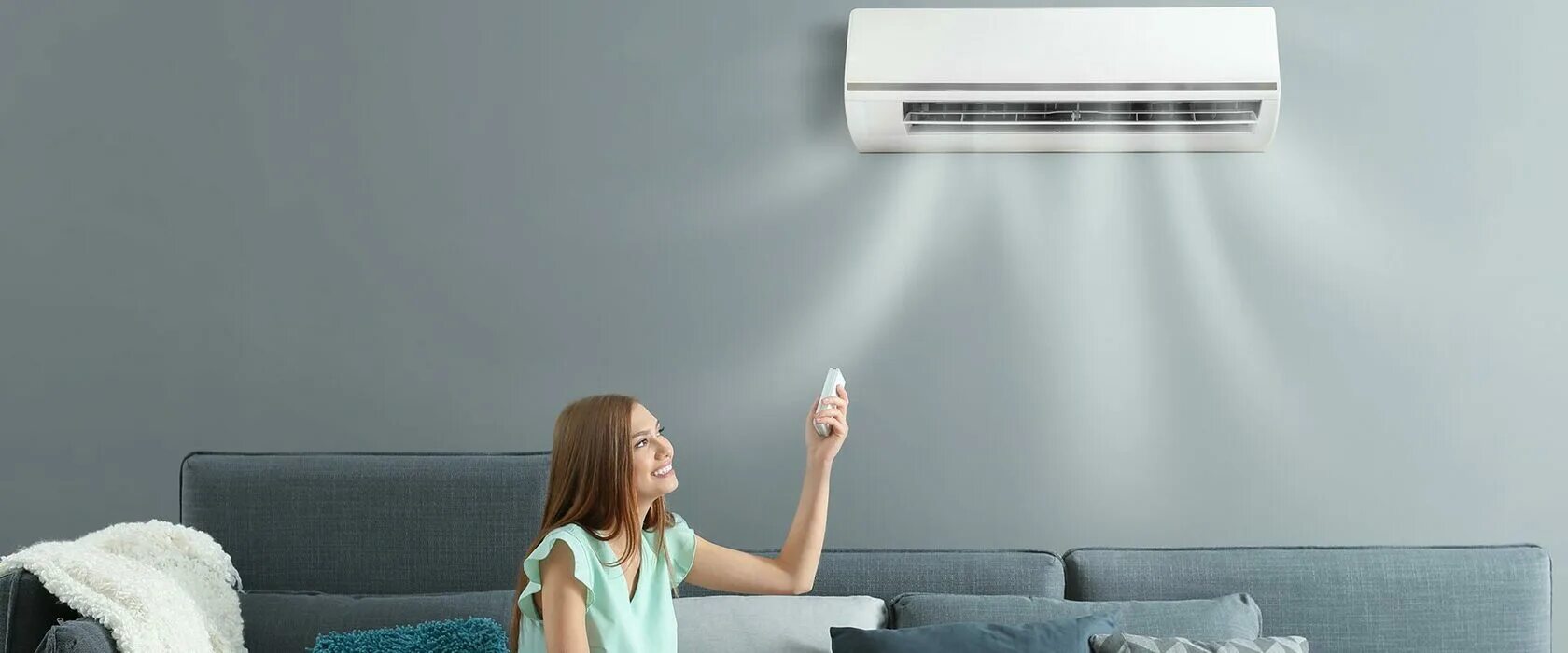 Кондиционеры в уфе с установкой цена. Hisense Air Conditioner. Кондиционер в интерьере. Красивый кондиционер. Дизайнерские кондиционеры.