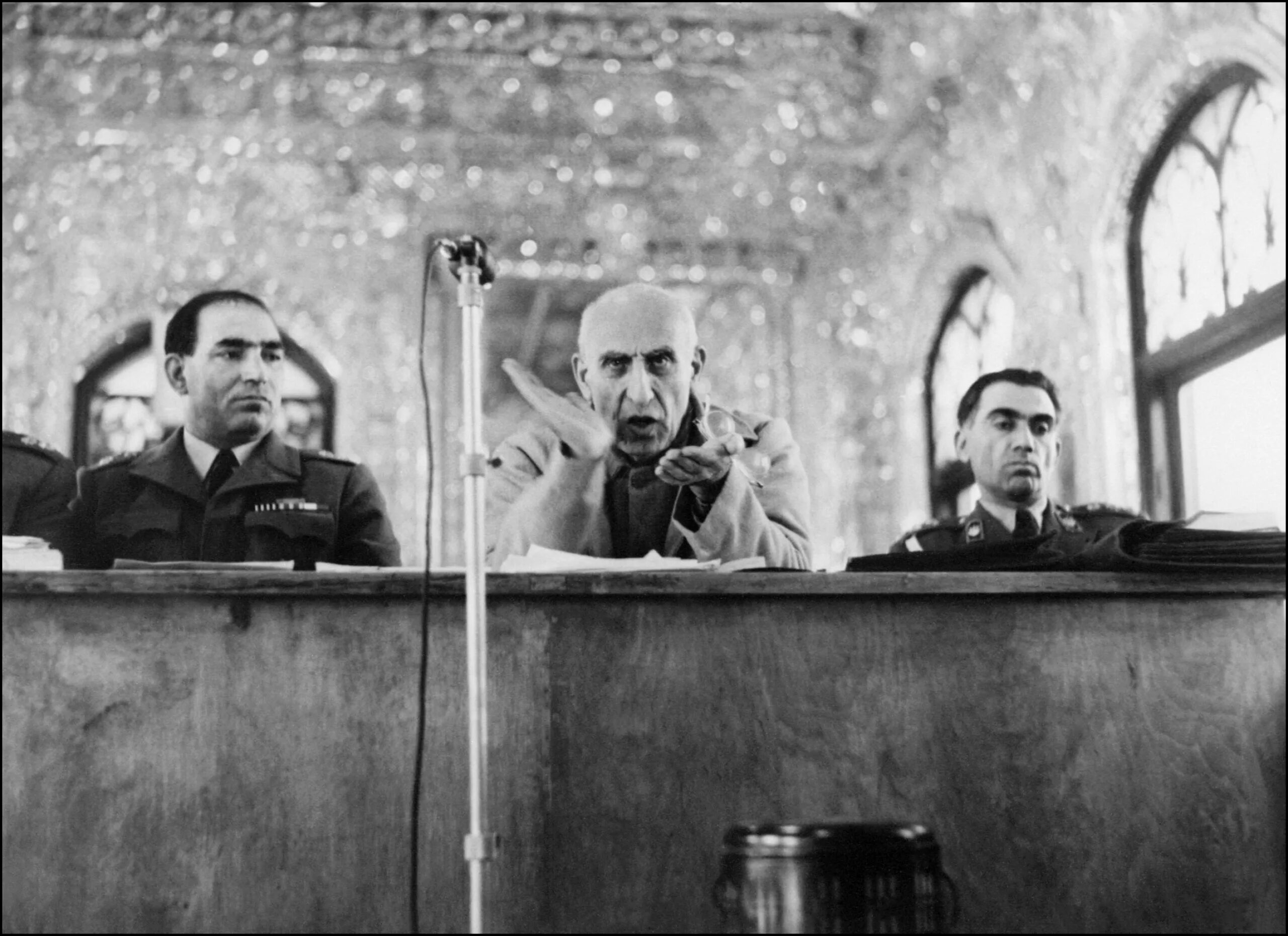 Мохаммед реза захеди. Мохаммед мосаддык. иран моссадыкка. иран 1954 год.