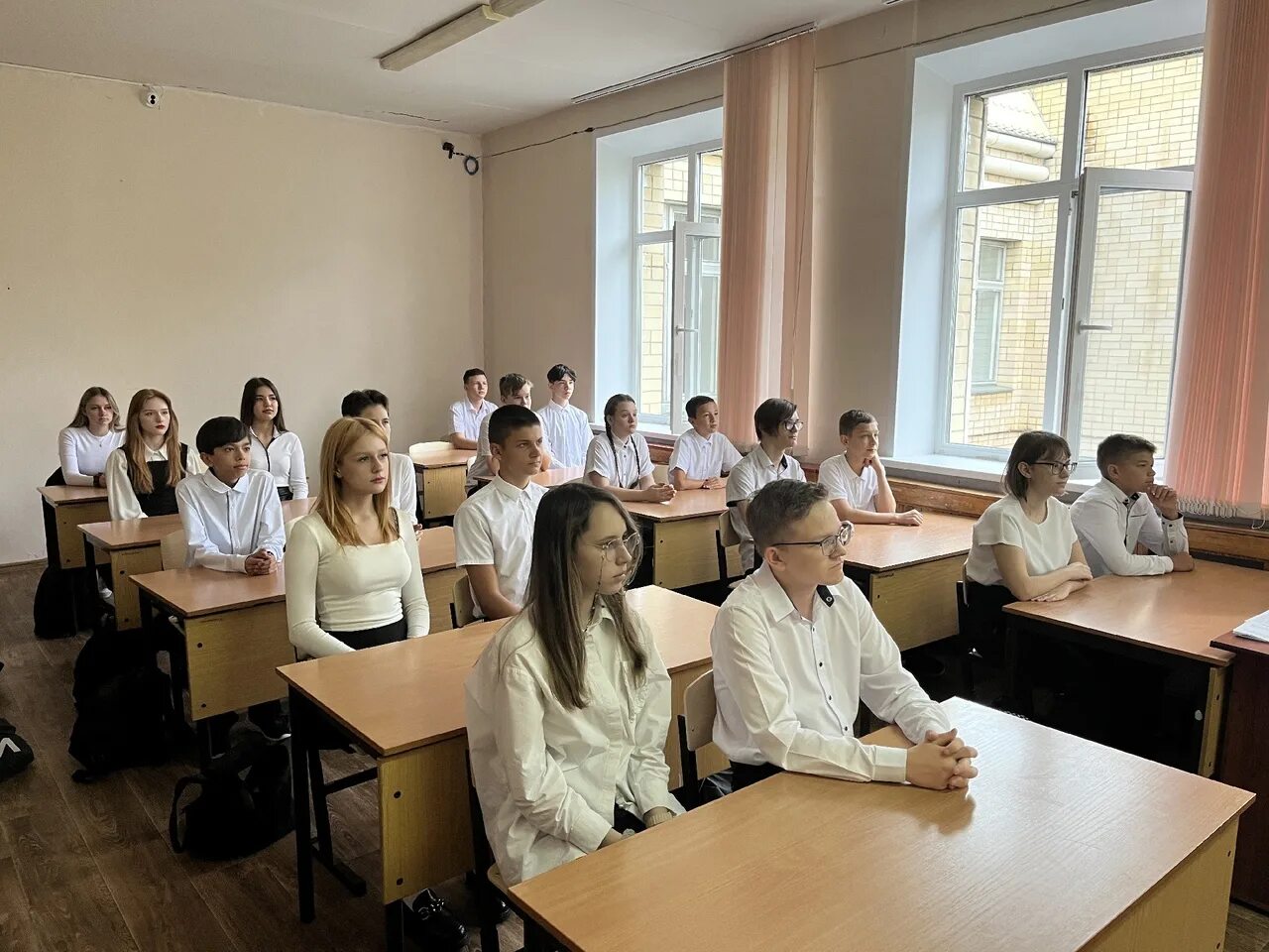 Егэ иностранные языки 2023. Профориентация в школе. Школа 1 в профориентации. Профориентация в начальной школе. Профориентация для школьников.