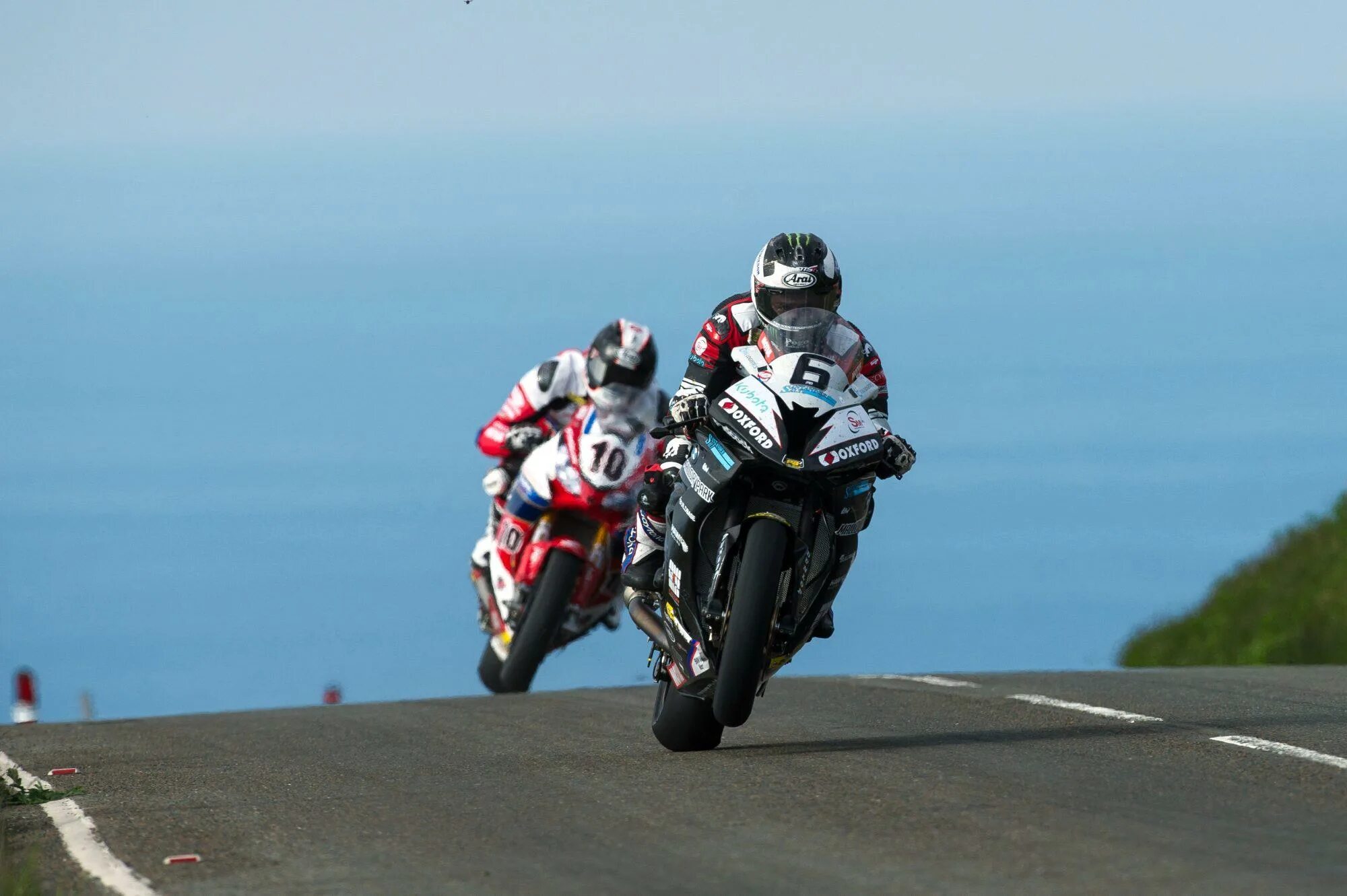 Isle of man Tourist Trophy трасса. Гонки ТТ на острове Мэн. Tourist Trophy man. Гонки ТТ на острове Мэн 2024 год. Island drive