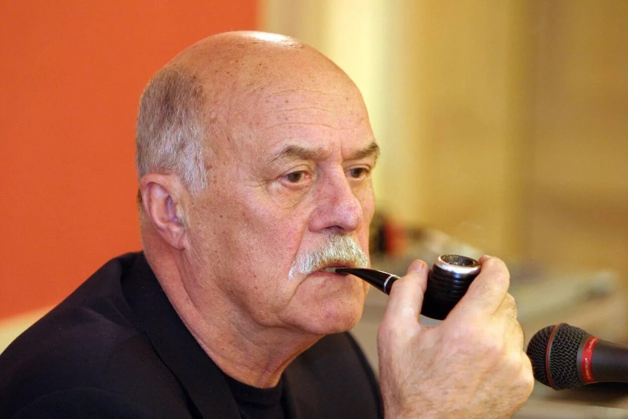 Говорухин станислав сергеевич. Станислав говорухи. Режиссер станислав говорухин. Станислав говорухин (1936-2018). Станислав сергеевич говорухин фото.