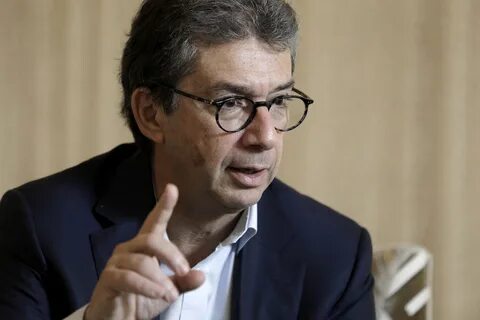 Андре филиппе