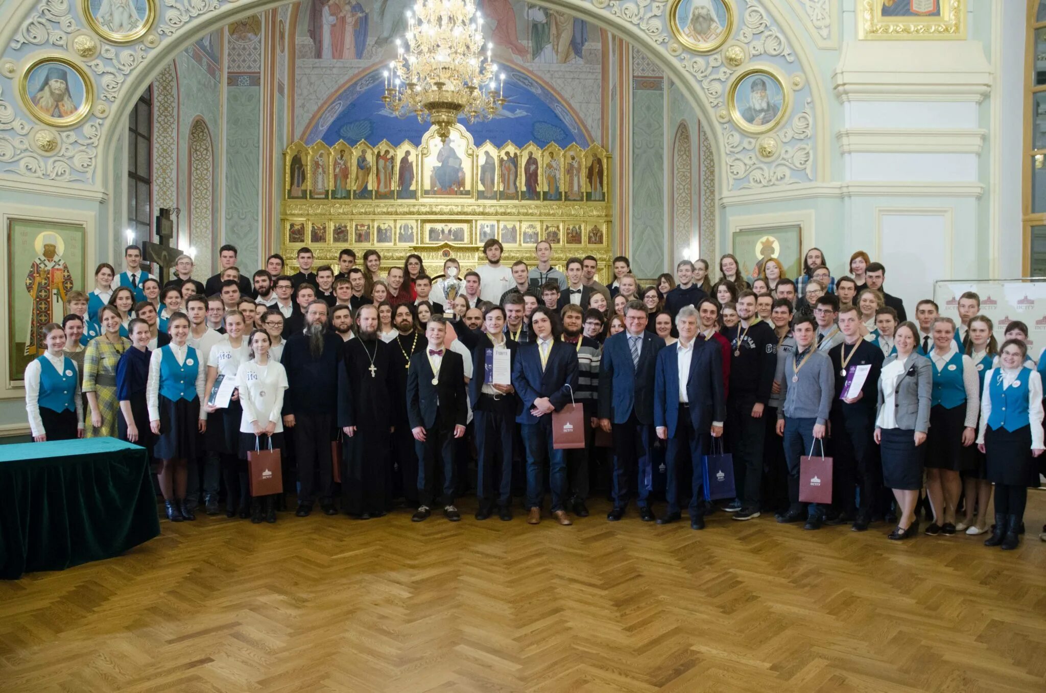 тульская духовная семинария. сретенская духовная академия регентское отделение. николо перервинская семинария преподаватели. семинария факультеты. православный свято-тихоновский гуманитарный университет.