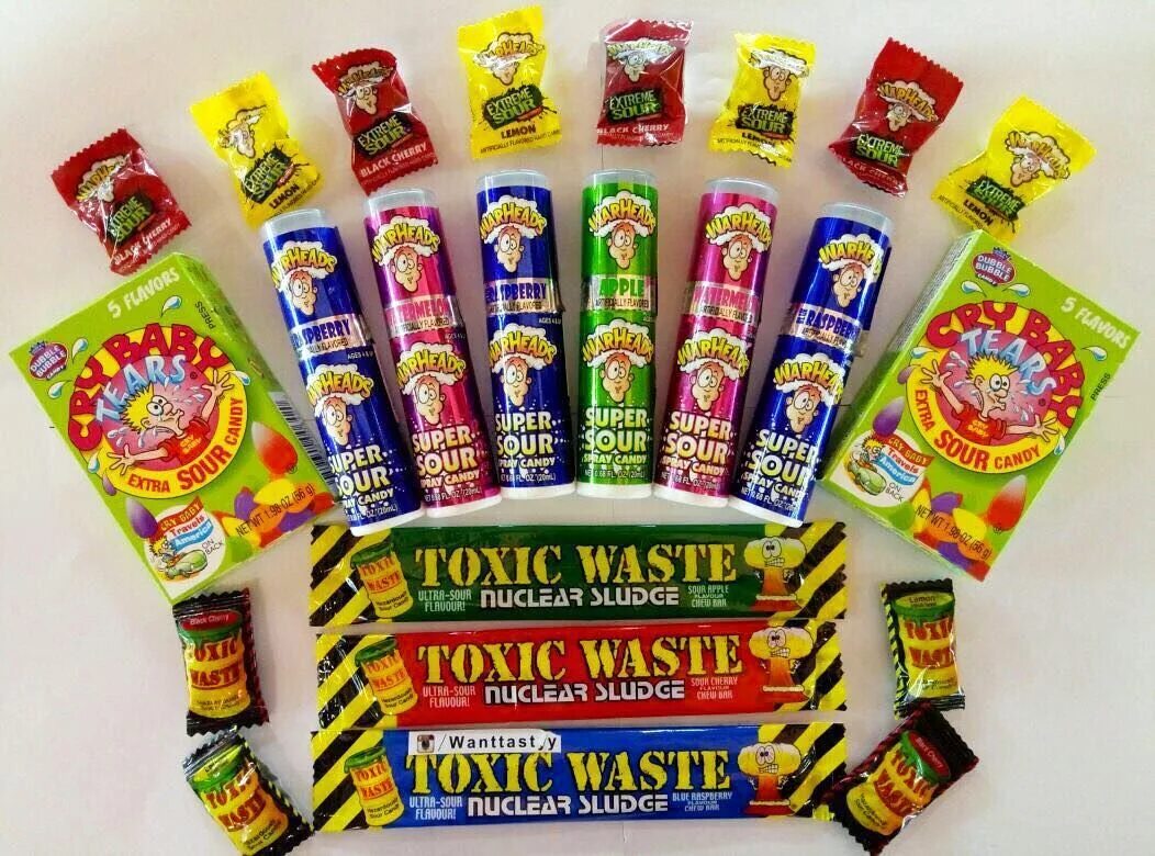 Toxic waste жевательная конфета. Кислые конфеты. Очень кислые конфеты. Самые кислые конфеты.