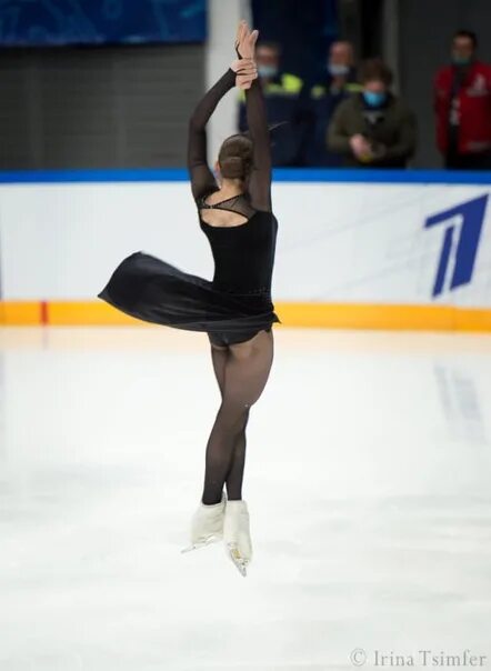 Кубок 1 канала по фигурному катанию прыжковый турнир. Кубок 1 канала награждение фигурноеикатание. Первый канал прыжковый турнир по фигурному. Турнир по фигурному катанию «кубок первого канала». Награждение на кубок первого канала в 2021.