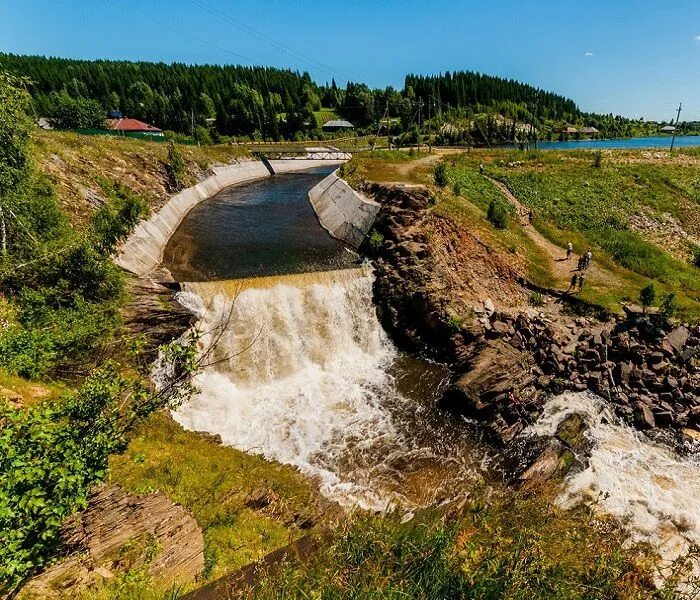 Висим водопад