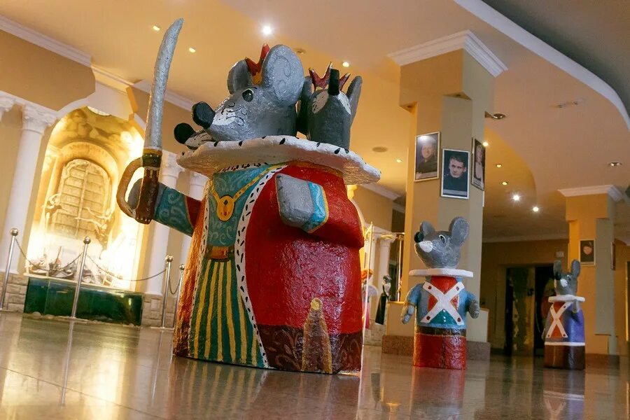 арлекин омск сайт. кукольный театр арлекин омск. арлекин омск сайт. театр арлекин омск. арлекин омск вид сверху.