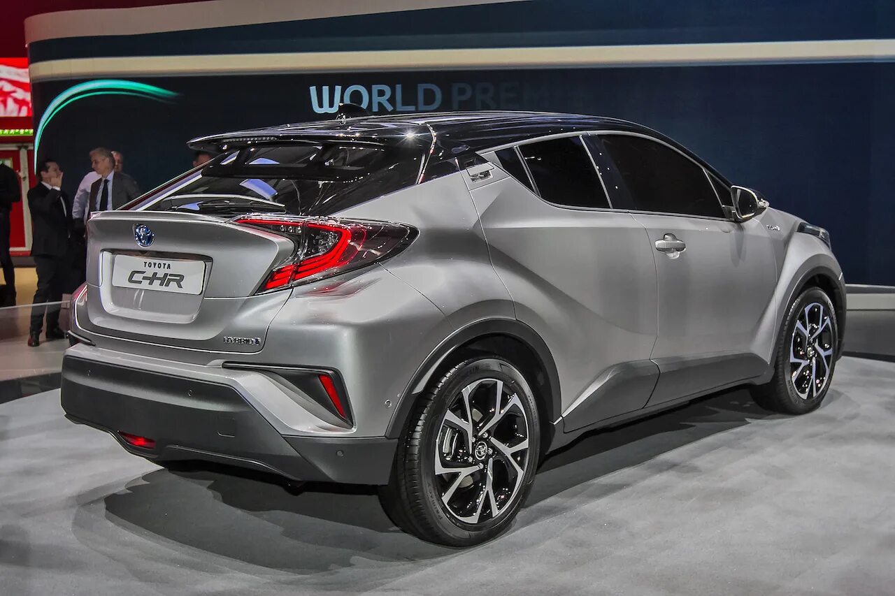 Toyota chr 2019. Toyota chr grey. Тойота c-hr 2019. 2 турбо. Тойота chr 2016.
