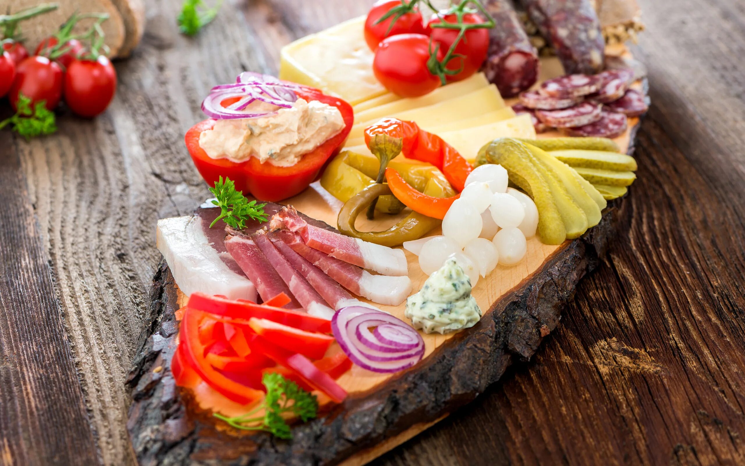 Ассорти еда. Рыбное ассорти сашими. Национальная еда армении. Красивые блюда из морепродуктов. Аппетитный шашлык.