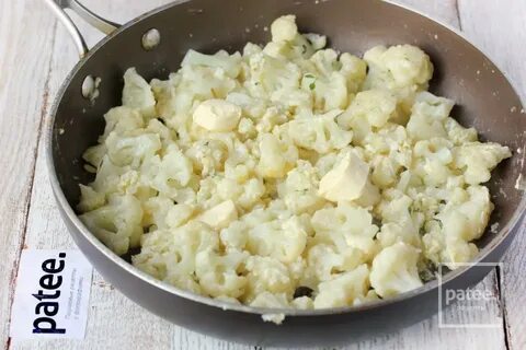 Цветная капуста с молоком на сковороде