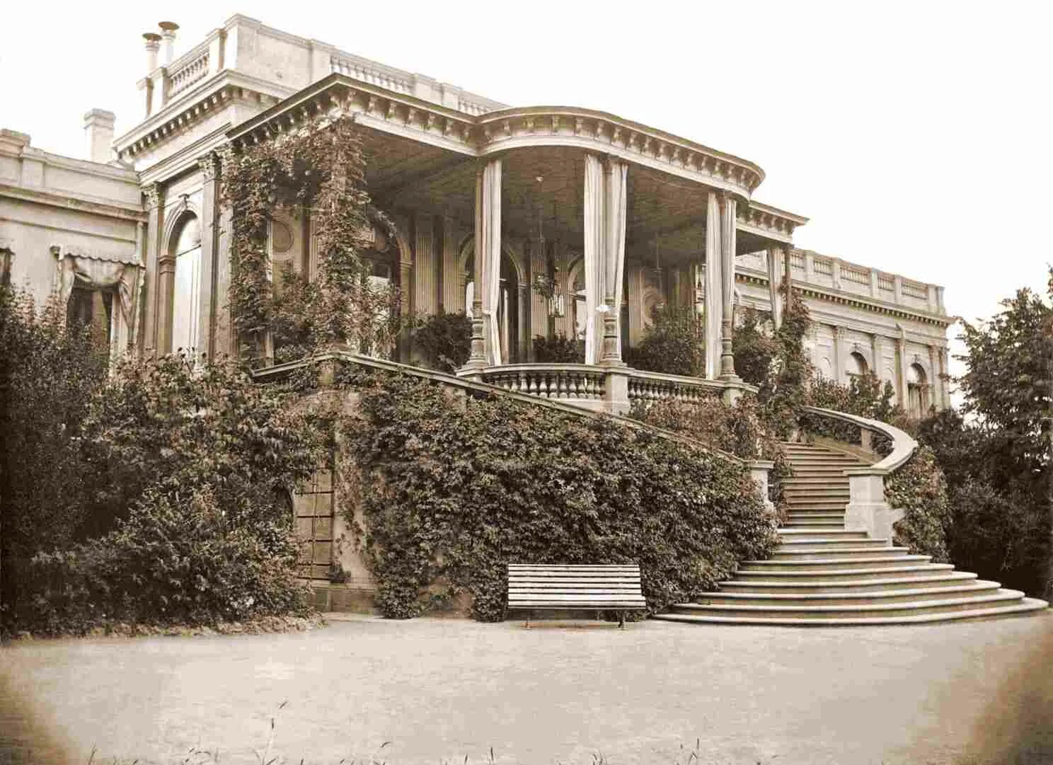 150 лет зданию