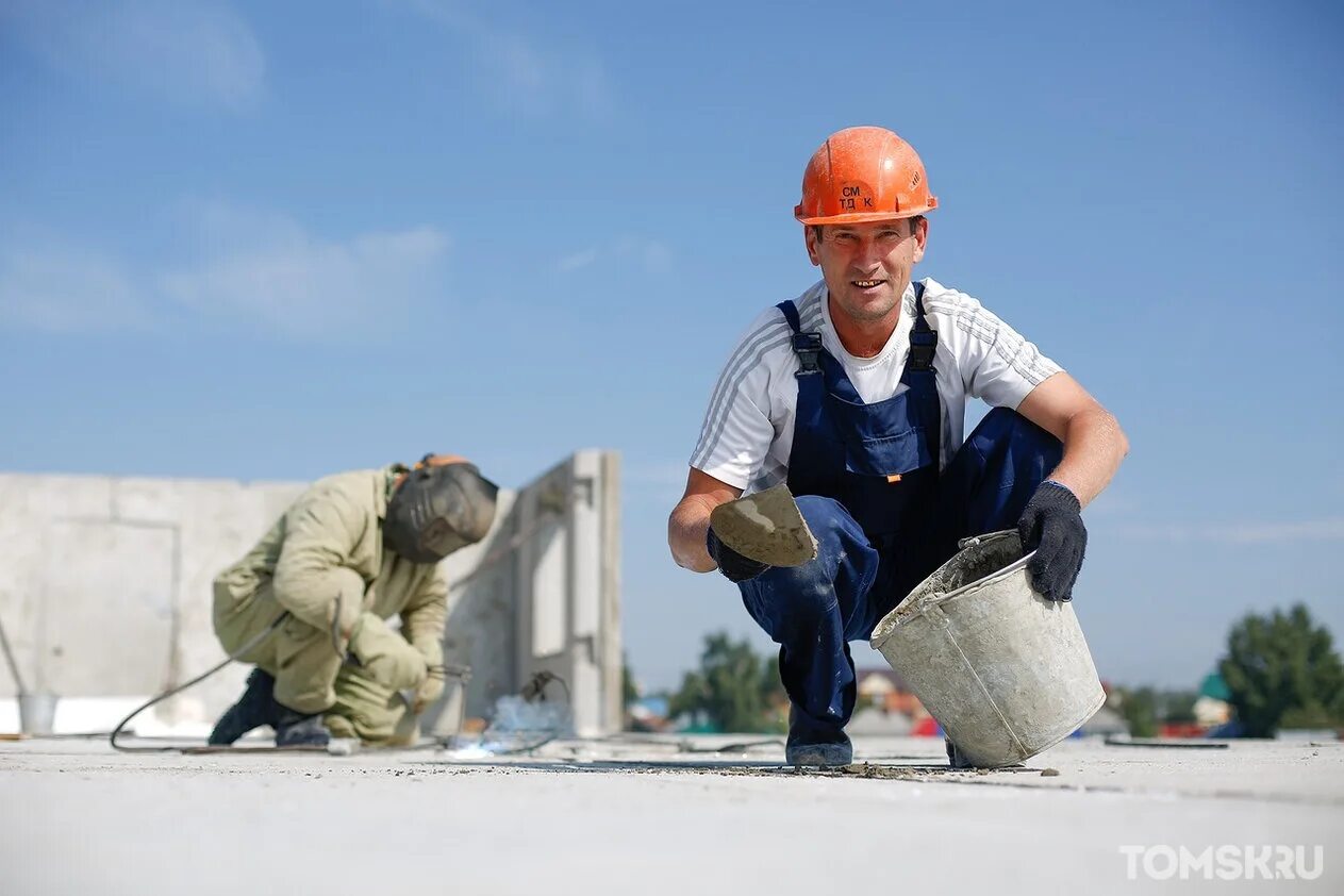 Бригада рабочих. Строители. Ищу бригаду строителей. Строительная бригада. Стройка и строители.